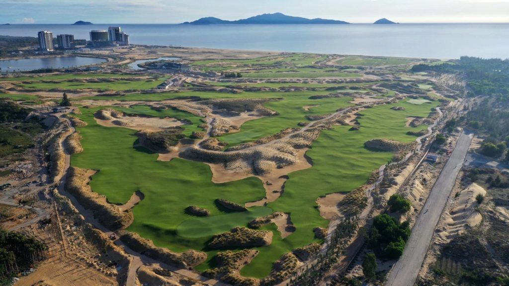 vietnam golf courses
