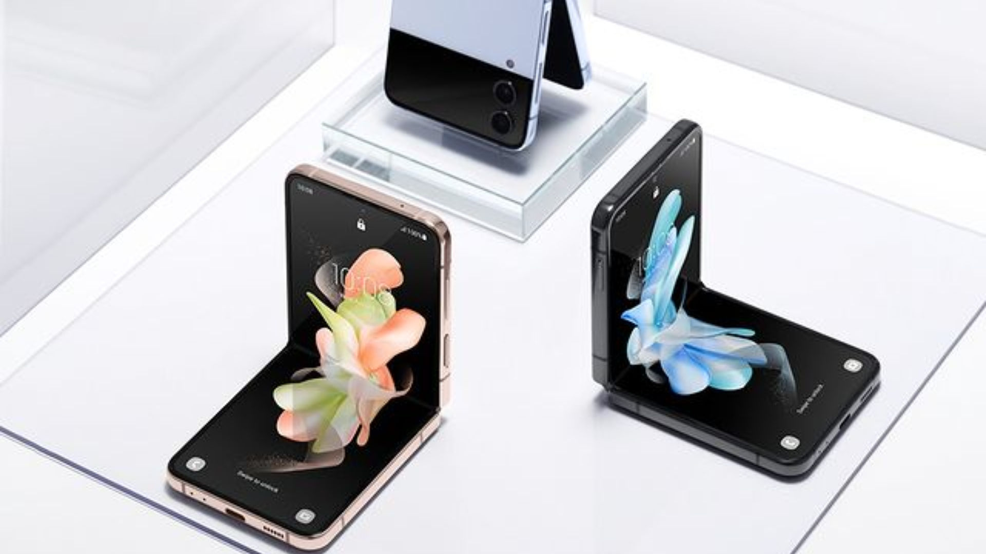 What Are Foldable Smartphones And Which Are The Best Ones To Buy In 2023?
