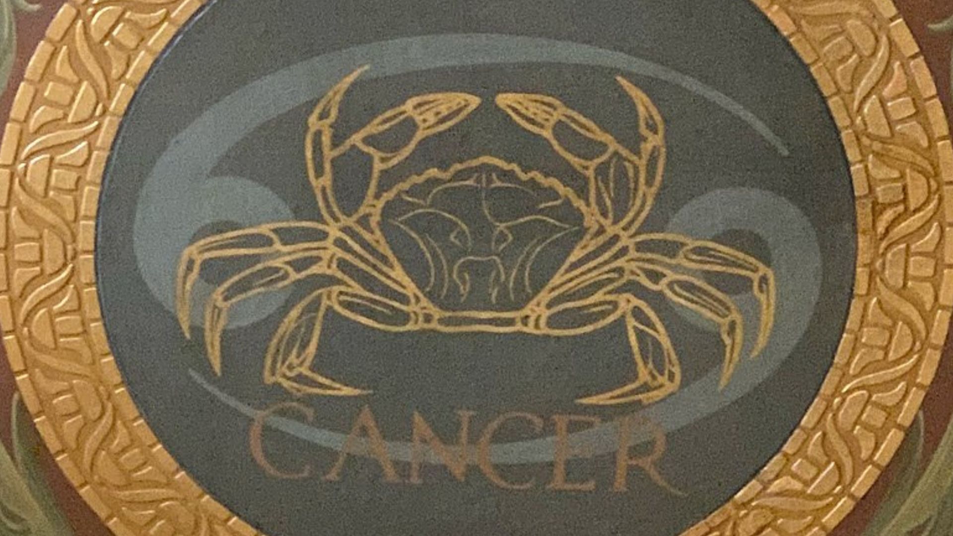 What Are The Lucky And Unlucky Colours For The Cancer Zodiac Sign?
