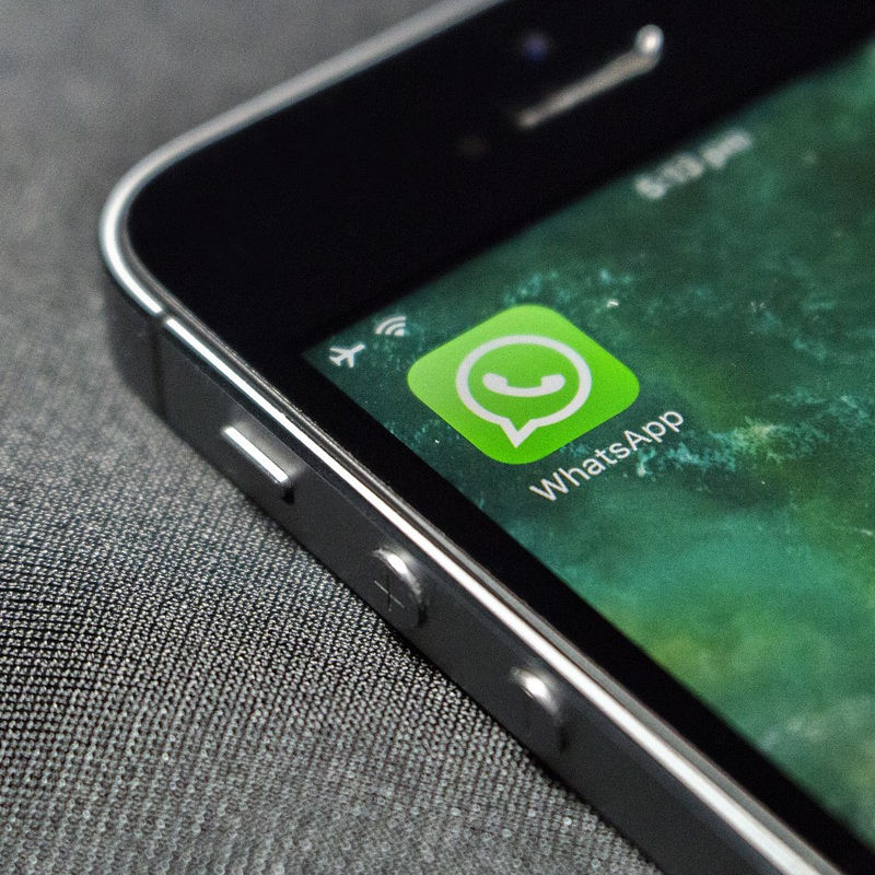 Did You Get The Pink WhatsApp Update? Delete It Right Now To Avoid A Huge Scam