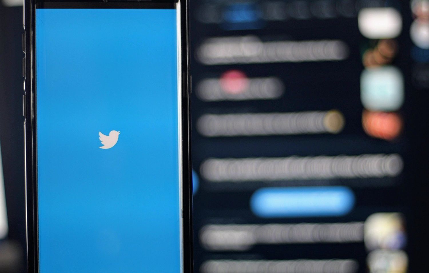 Twitter x