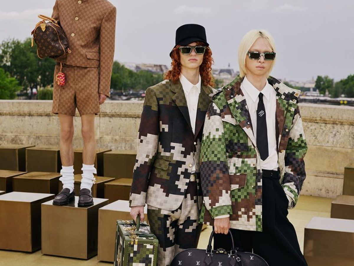 Louis Vuitton Men's Fall/Winter 2022: Live streaming details, Virgil  Abloh's collection, and more