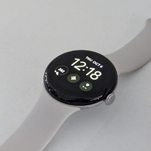 Google Pixel Watch 2 vs Google Pixel Watch 1: Should You Upgrade?