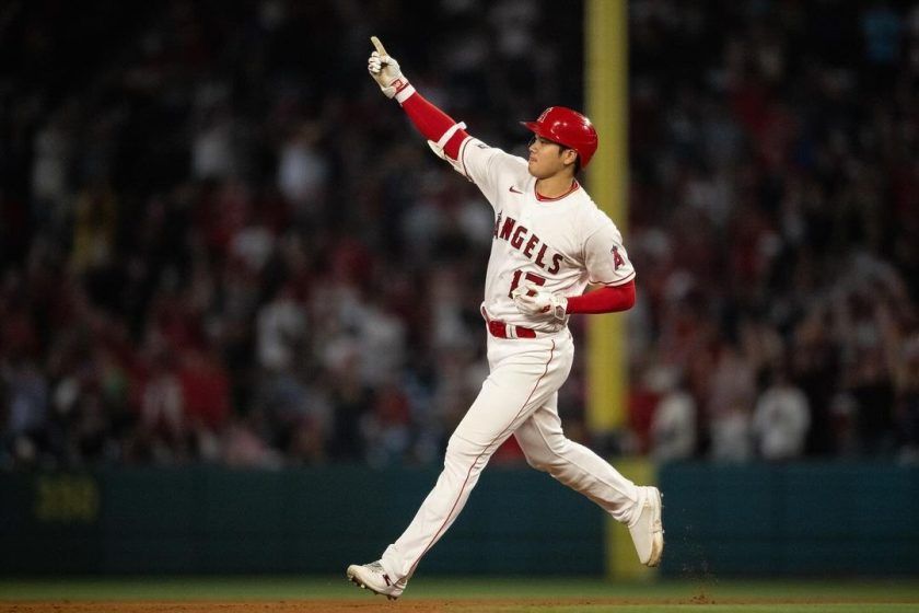 A look at the biggest contracts in sports history
