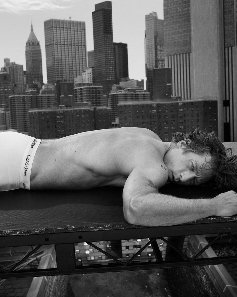 Jeremy Allen White Calvin Klein