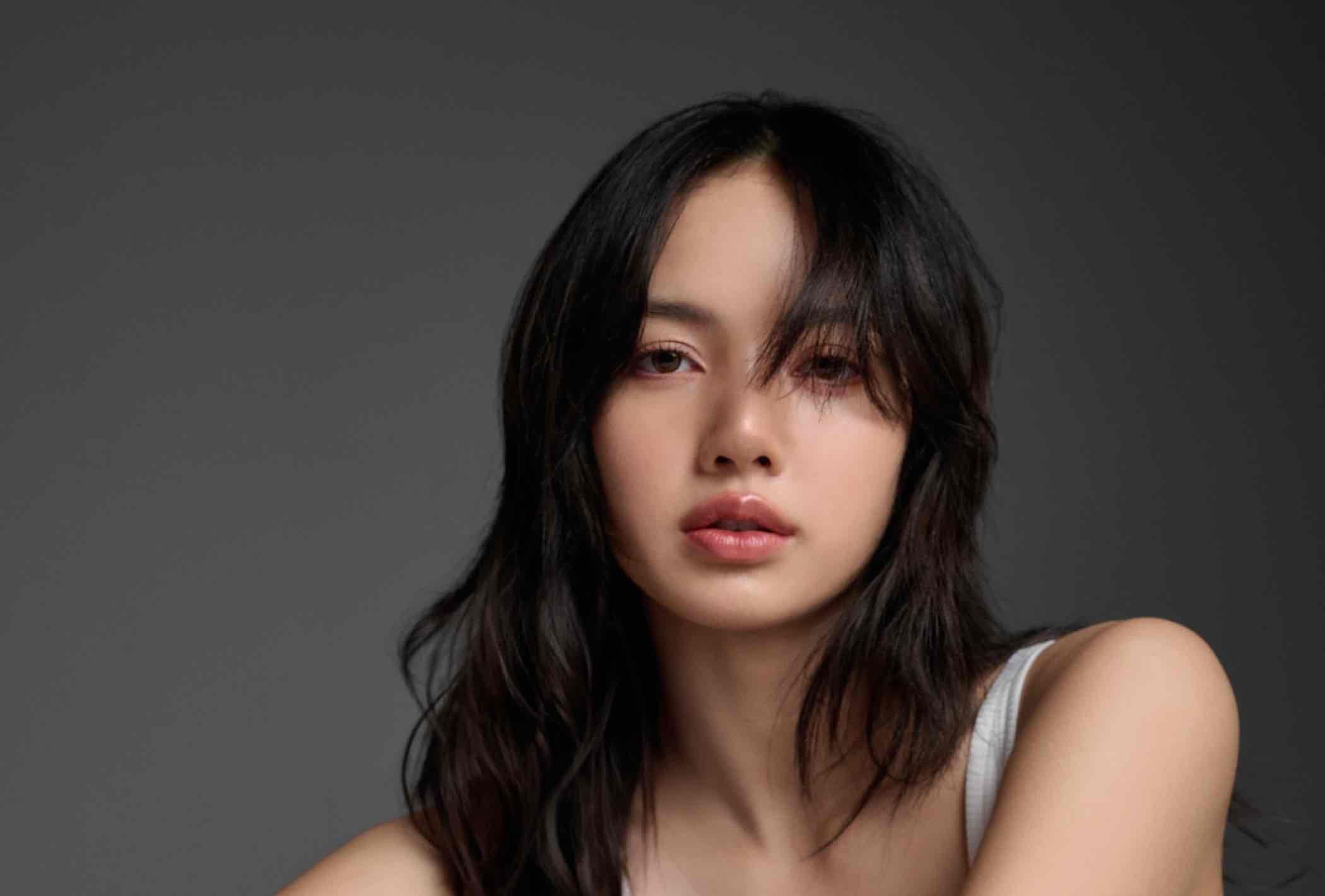 Lisa From BLACKPINK To Star In ‘The White Lotus’ Season 3