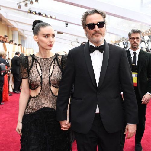 The Complete Relationship Timeline Of Joaquin Phoenix And Rooney Mara