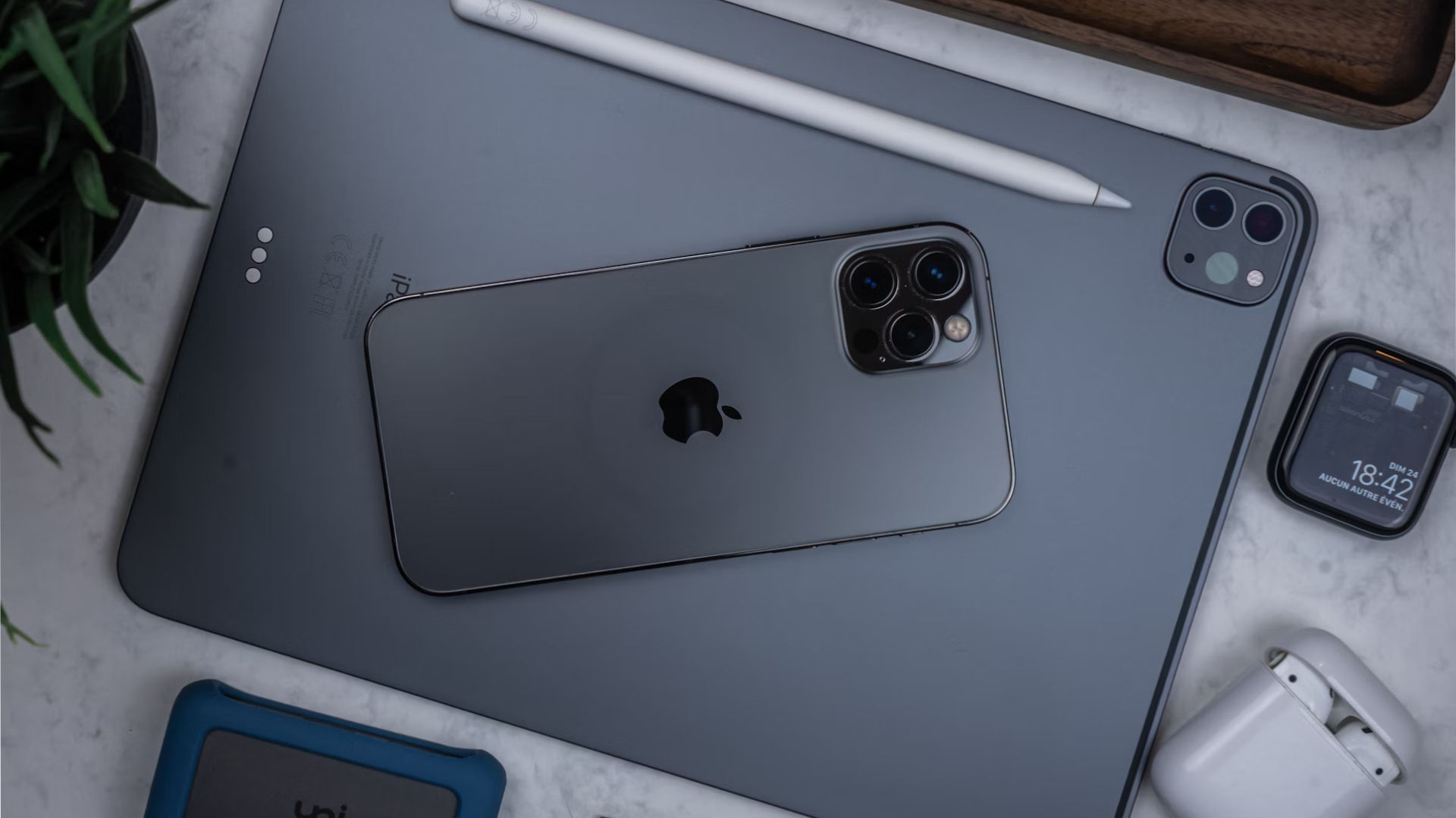 Are Foldable Apple Phones And MacBooks Closer To Being A Reality? We Have Some Updates