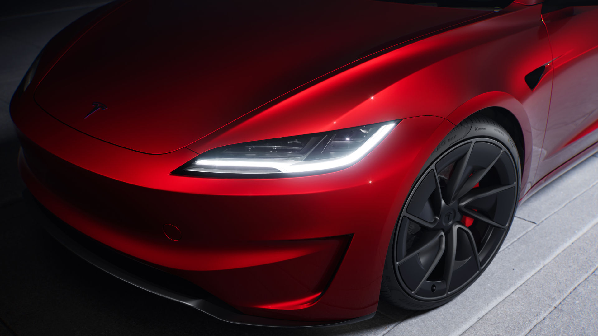Tesla Model 3 Performance vs Long Range