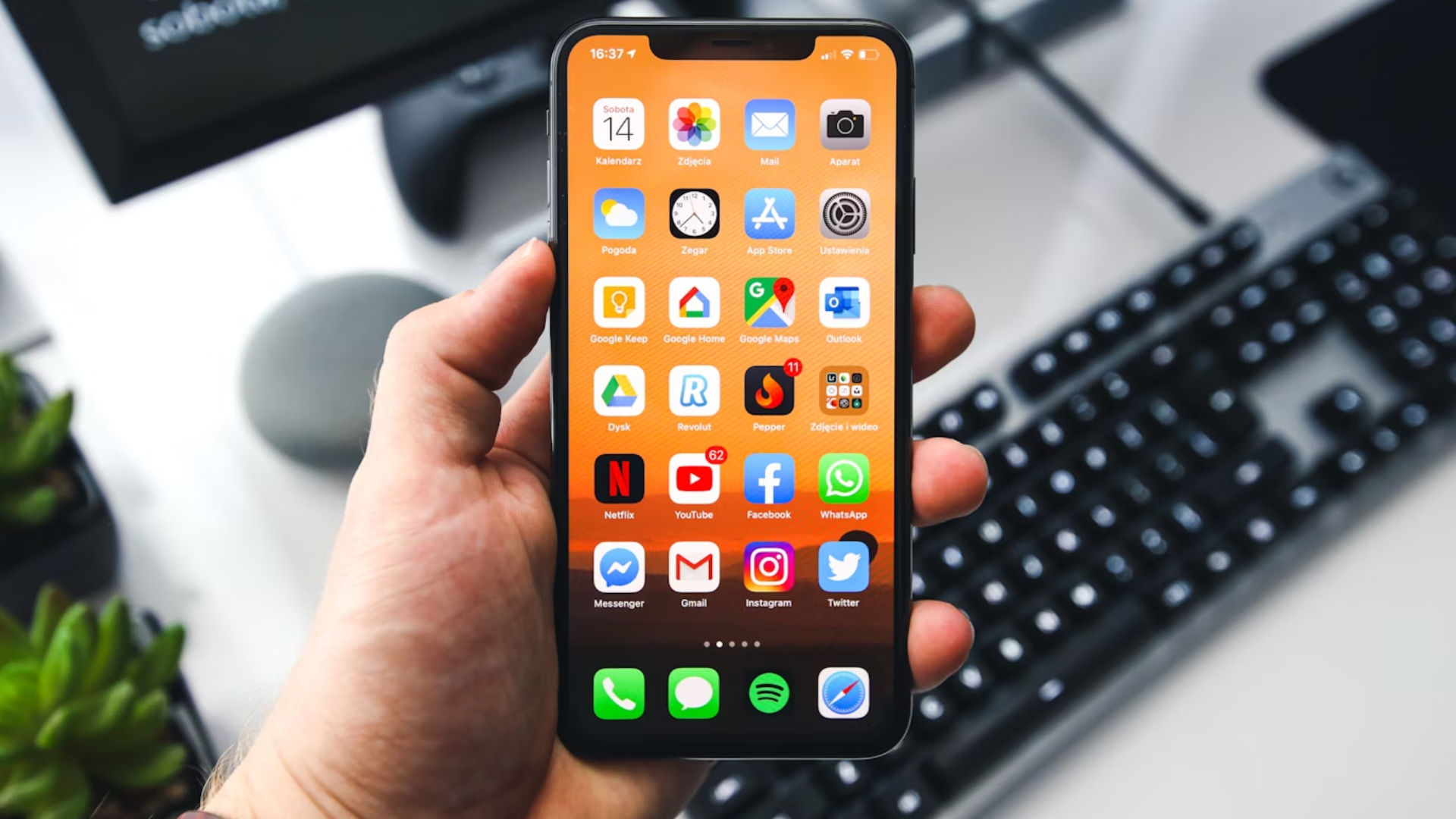 Apple iOS 18 AI features