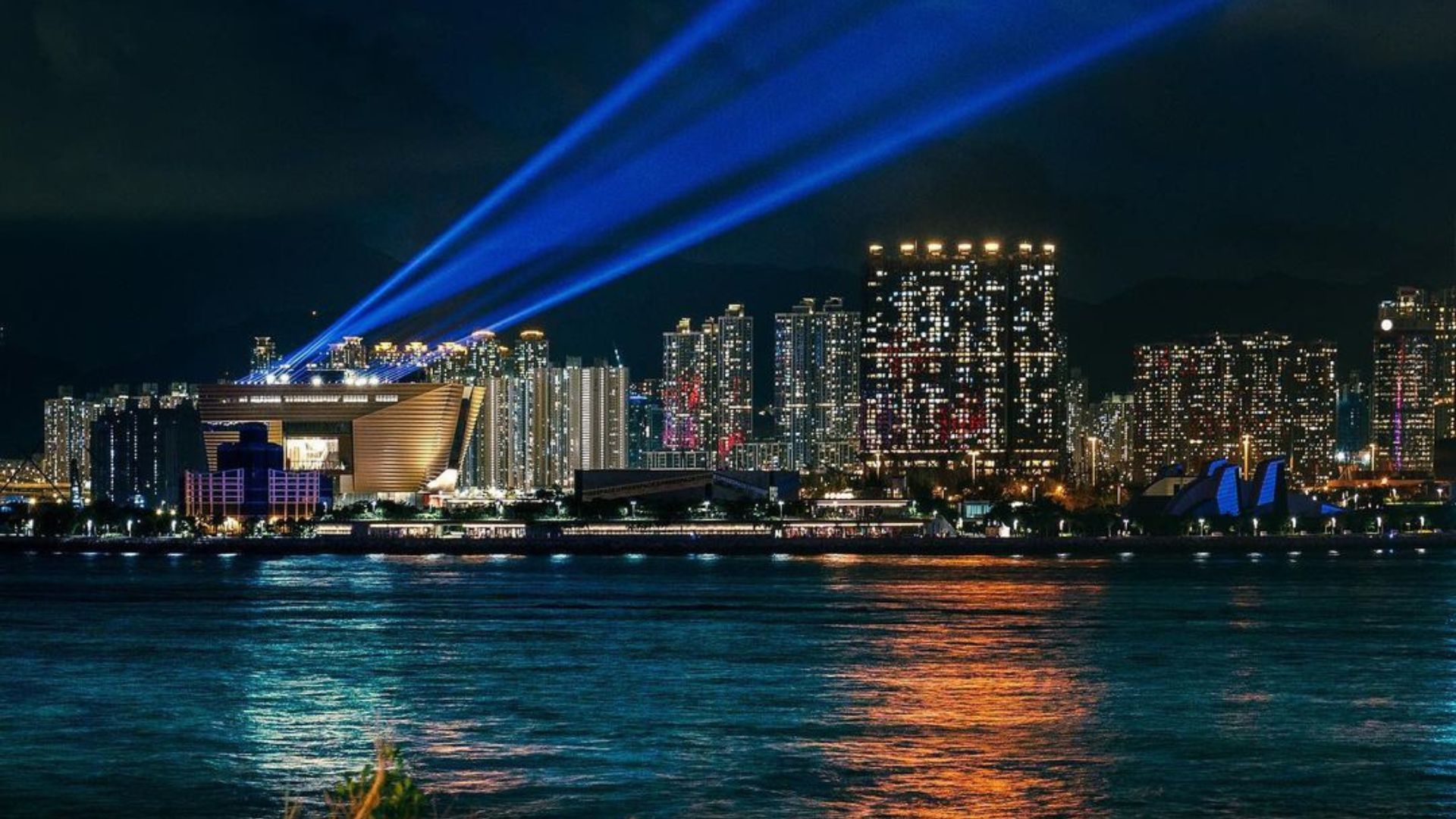 15 Things You Should Do To Make The Most Of Hong Kong’s Nightlife