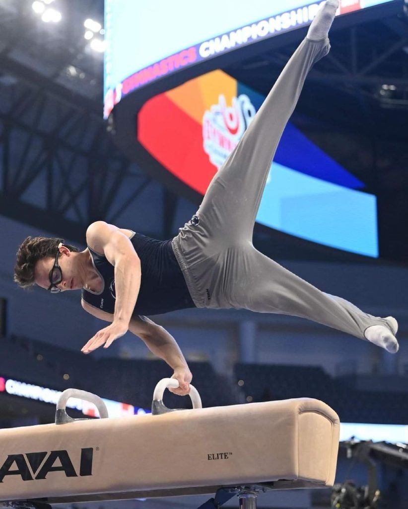 Stephen Nedoroscik pommel horse
