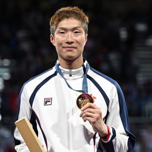 From Siobhán Haughey To Manu Bhaker, Here Are 19 Asians Who Made History At Olympics 2024