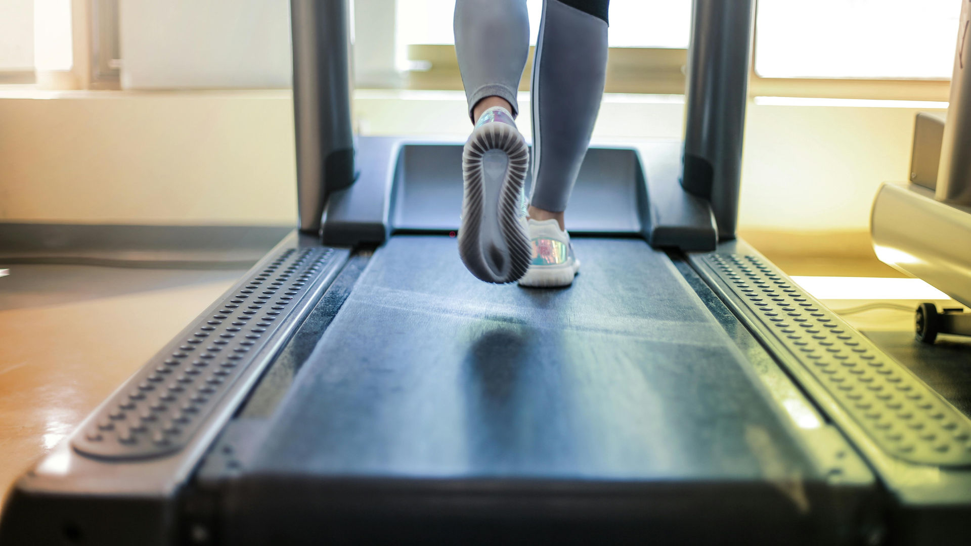 Morning vs Evening Walks: Which Weight Loss Exercise Is Better For You?