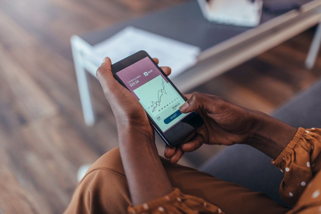 7 apps that help you keep tabs on your investments and be clued-in