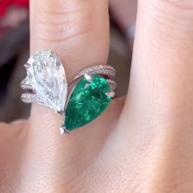 10 Classy Two-Stone Ring Ideas Inspired By Megan Fox’s Engagement Ring