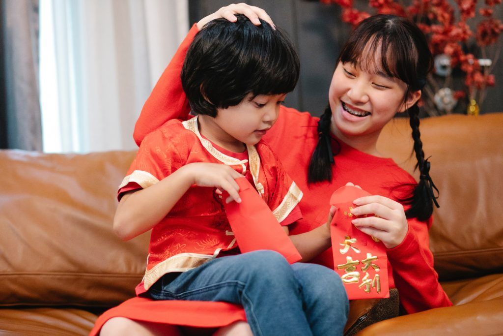 Chinese new year red color meaning