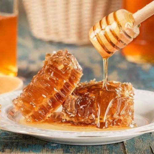 Eating Raw Honey Can Improve Your Blood Sugar And Cholesterol Levels