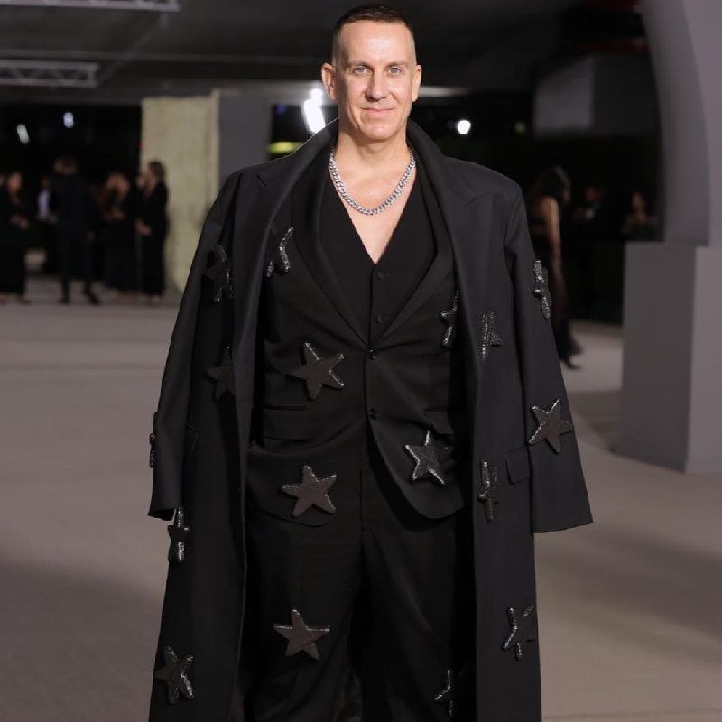Jeremy Scott Steps Down As Moschino’s Creative Director After 10 years