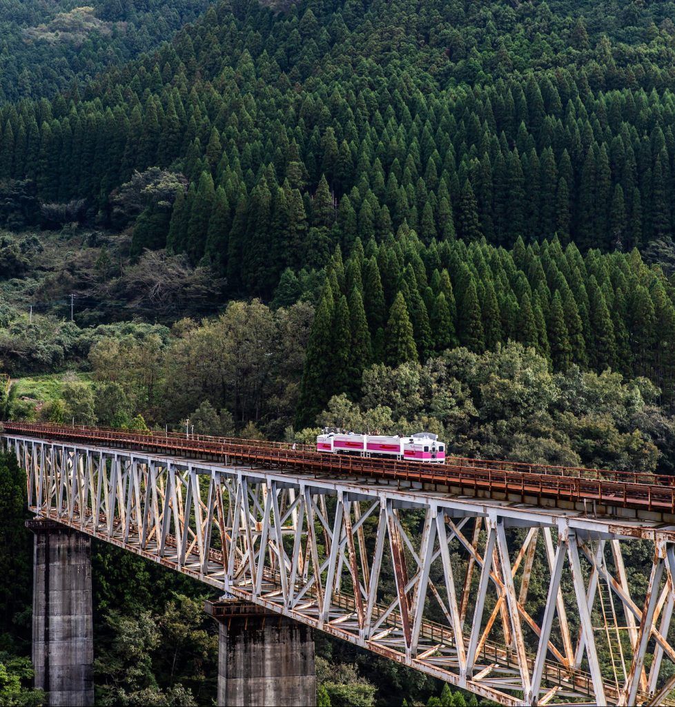 This Sightseeing Train In Japan Runs On Leftover Ramen Soup