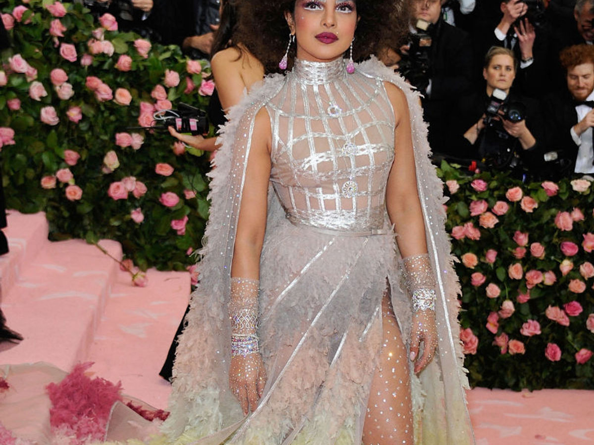 Priyanka Chopra and Nick Jonas Wore Sparkling Dior to 2019 Met Gala