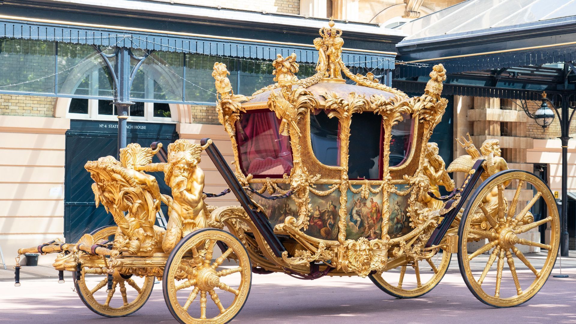 King Charles coronation- King's procession