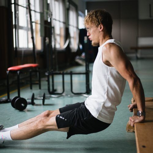 Best Triceps Exercises For Men To Maximise Arm Strength And Definition