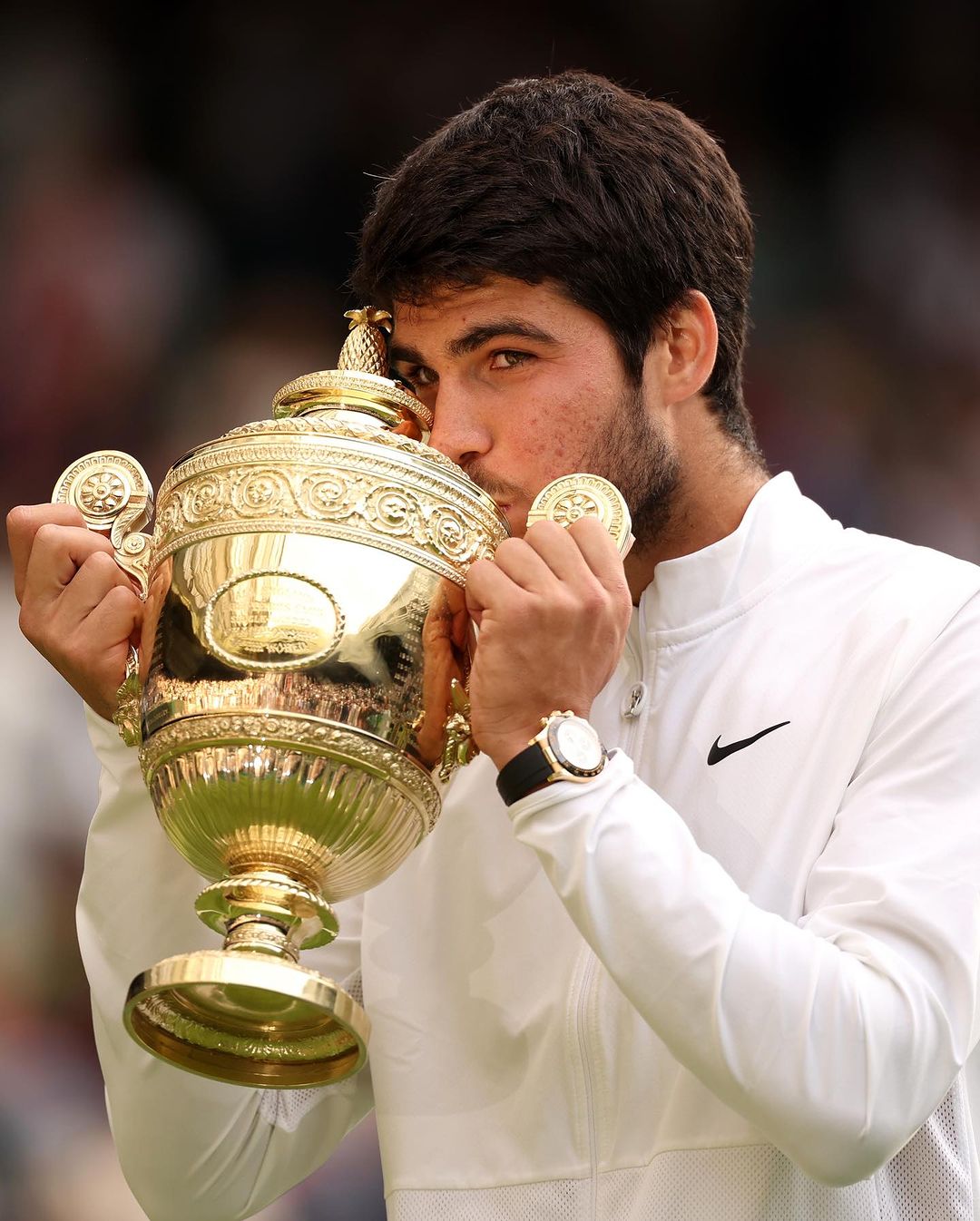 See The Incredible Davis Cup Trophy Travel Case Courtesy Of Louis Vuitton -  GQ Australia