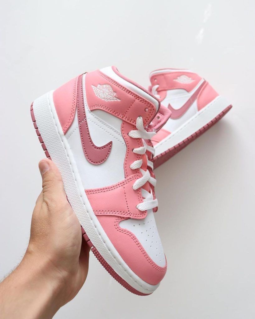 Top 12 Valentines Day Trainers on Resellers - Fastsole