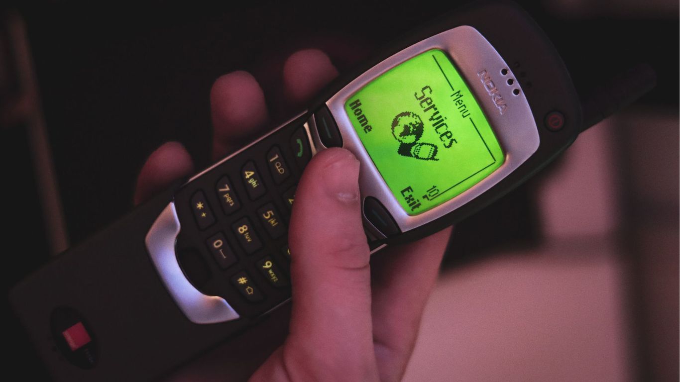 The Best Keypad Mobile Phones For Some Vintage Charm