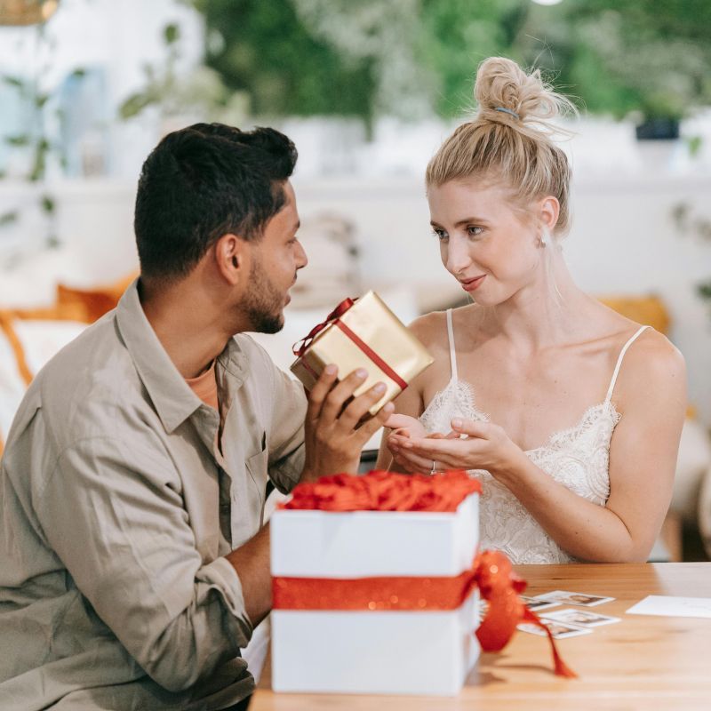 Valentine's Day Gifting Ideas for Him- Premium to Affordable – India TV