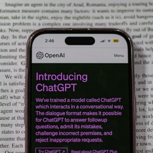 Best AI Chatbots Like ChatGPT for 2024: Google Gemini, Grok, and More