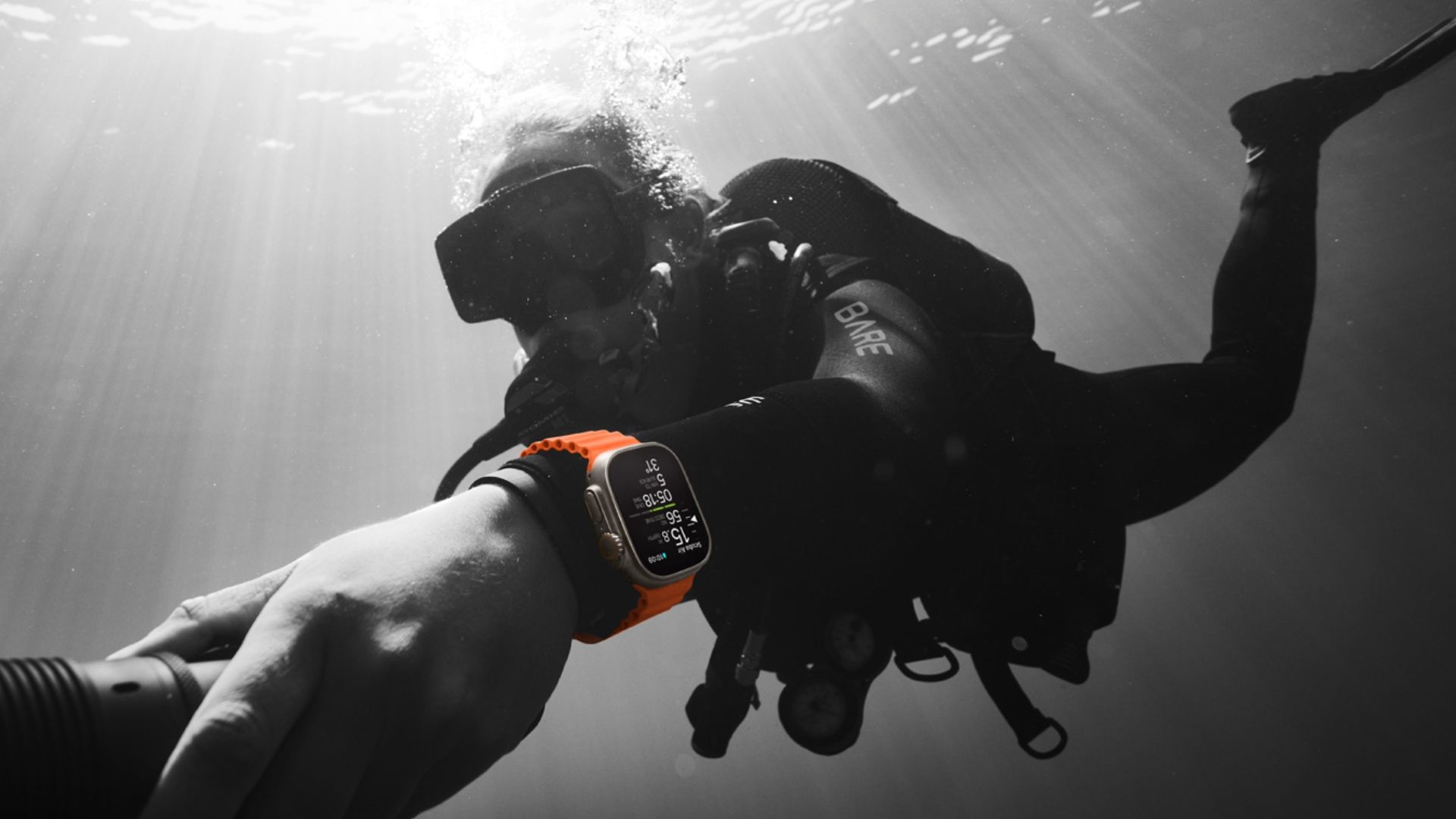 Galaxy watch scuba diving on sale